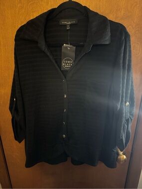 COMO BLACK Women's Black Button-Down Shirt